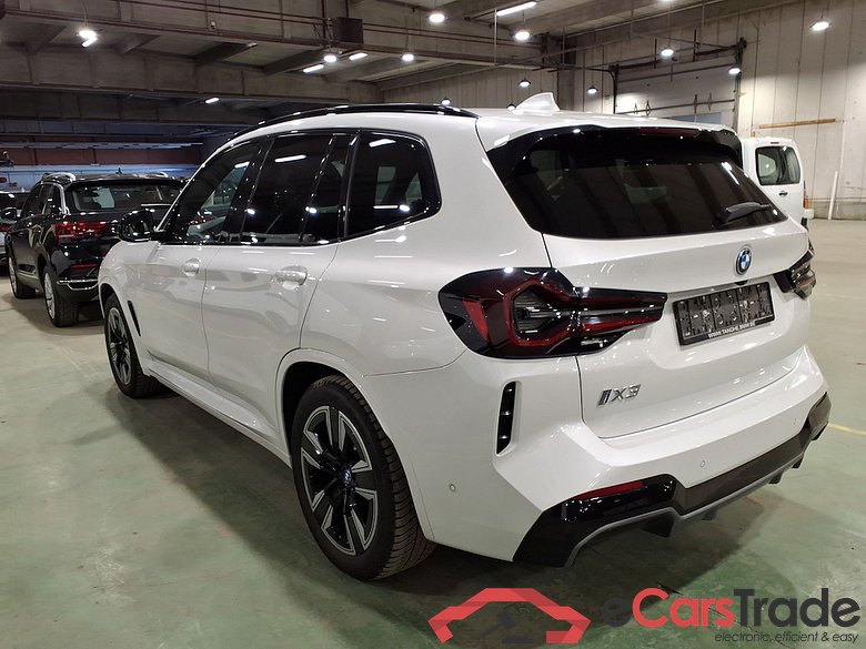 BMW IX3 80KWH AUTO #2