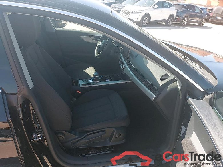 AUDI A5 / 2019 / 5P / berlina con portón Advanced 35 TFSI S tronic Sportback #6