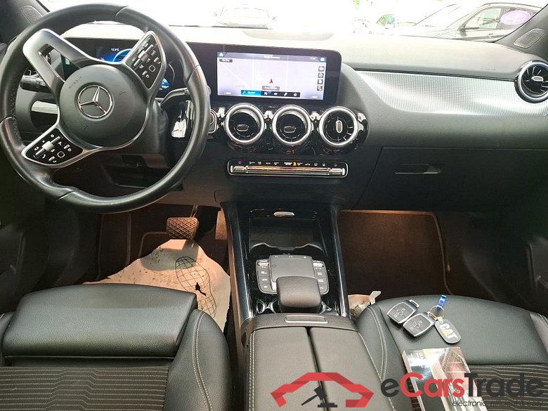 MERCEDES-BENZ GLA / 2020 / 5P / SUV 1.3 GLA 250 e BUSINESS LINE DCT #5