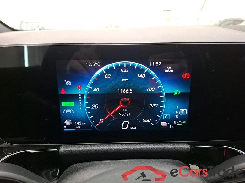 MERCEDES-BENZ GLA / 2020 / 5P / SUV 1.3 GLA 250 e BUSINESS LINE DCT #6