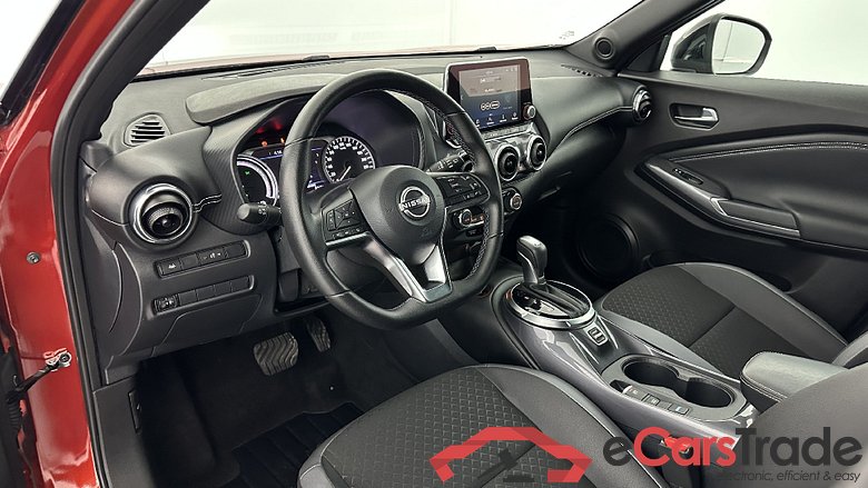 Nissan Juke N-Connecta 1.6 Hybrid 143 ch #6