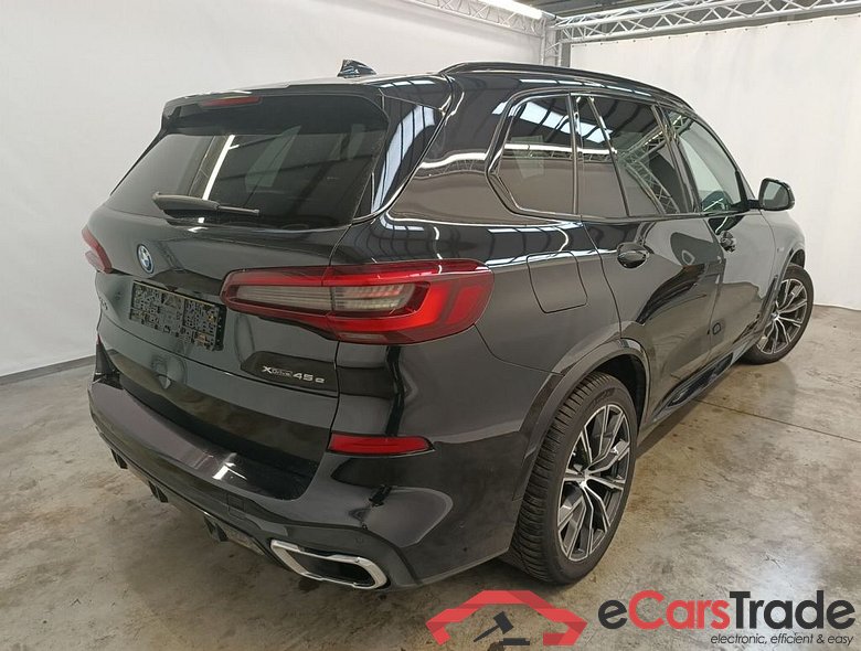 BMW X5 - 2018 3.0AS 286hp xDrive45e PHEV (EU6AP) 5d ///M-Sportkit (total options: 15,872 Ex.Vat) #2