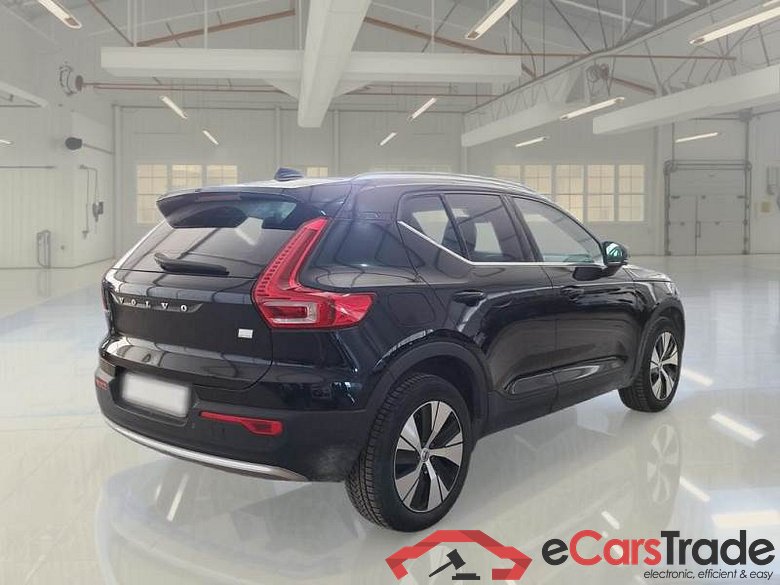 VOLVO XC40 / 2021 / 5P / SUV T4 RECHARGE PLUG-IN AUTO ESSENTIAL #2