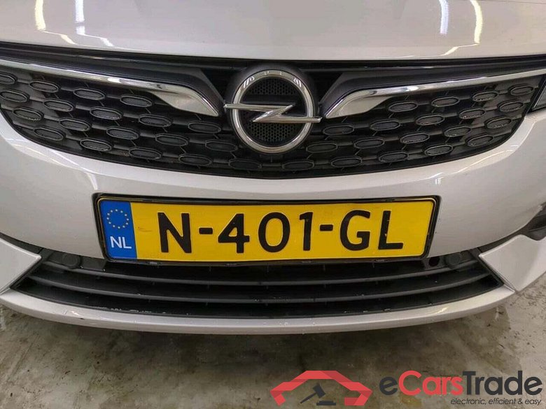 OPEL Astra Sports Tourer 1.2 Design & Tech #4