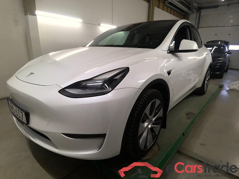 Model Y Long-Range AWD #1