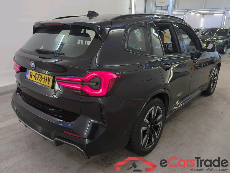 BMW ix3 iX3 Executive 5d #2