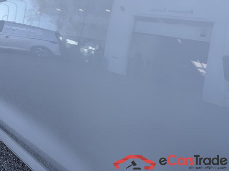 VOLKSWAGEN Transporter T7 30 Fou Lwb Transporter Fourgon 3500 mm 2,0 l 2,0 TDI  150ch Boîte automatique 8 vitesses #3