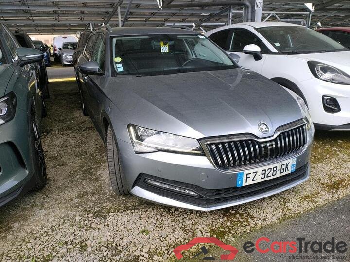 Skoda Superb 2.0 TDI Aut. LED Navi KeylessGo Camera Klima PDC ... #2
