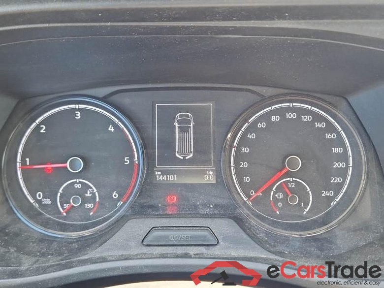 VOLKSWAGEN TRANSPORTER / 2019 / 4P / FURGONE 2.0 TDI 110KW BUSINESS P.L. T.A. #4