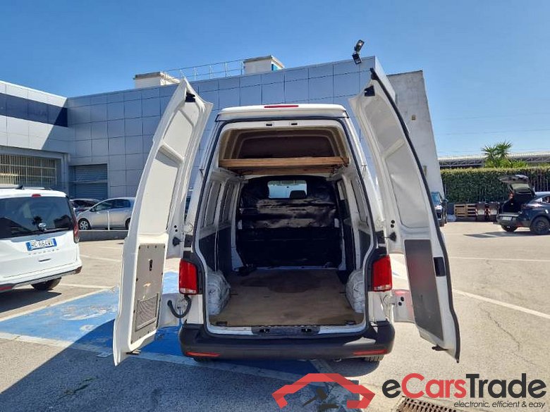 VOLKSWAGEN TRANSPORTER / 2019 / 4P / FURGONE 2.0 TDI 110KW BUSINESS P.L. T.A. #5
