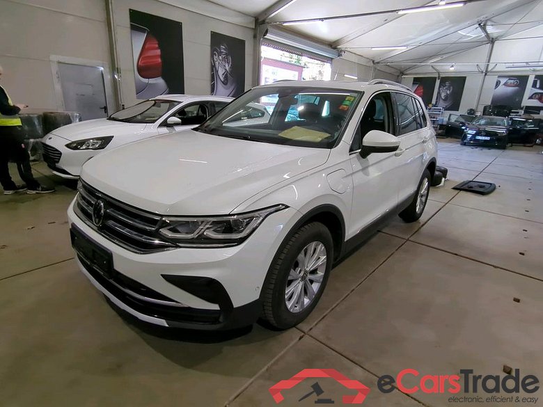 Tiguan Elegance eHybrid 1.4 TSI 180KW AT6 E6d
