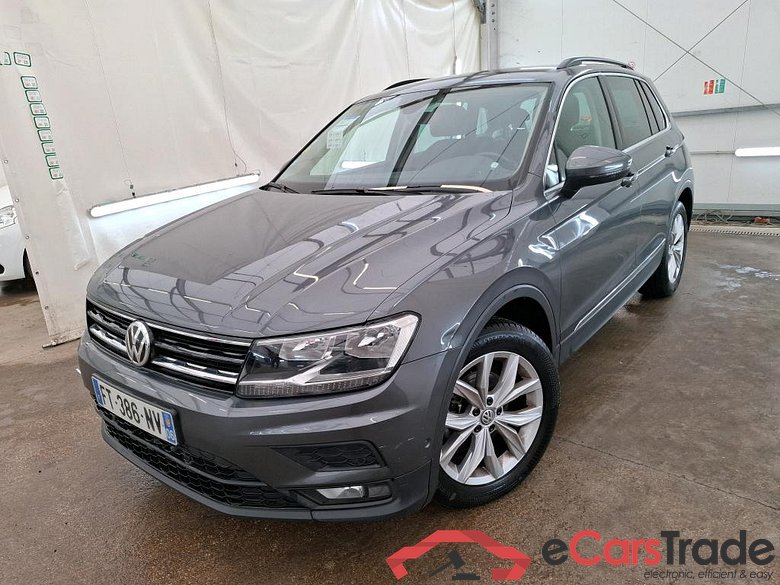 VOLKSWAGEN Tiguan / 2016 / 5P / SUV 2.0 TDI 150 DSG7 Confortline Business