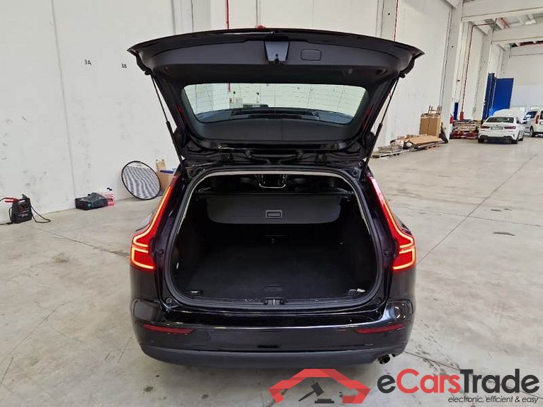 VOLVO V60 / 2018 / 5P / STATION WAGON D3 GEARTRONIC BUSINESS #5