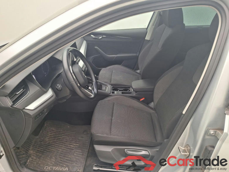 Skoda, Octavia Combi '20, Skoda Octavia Combi 2.0 CRTDI 85kW Ambition 5d #3