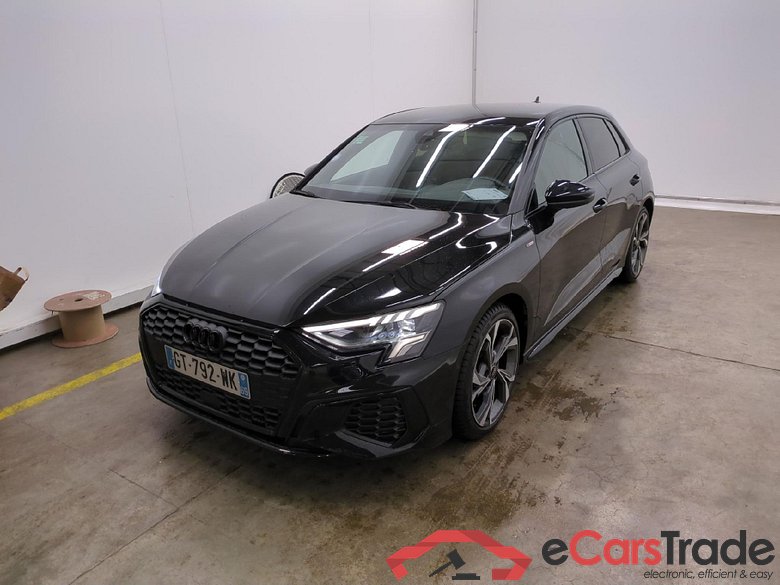 AUDI A3 Sportback / 2020 / 5P / Berline 35 TFSI 150 MHEV S Tronic S Line #1