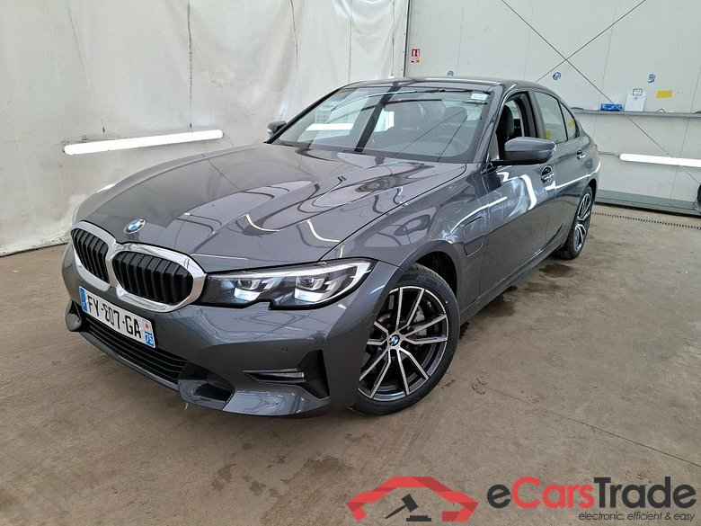 BMW Série 3 Berline / 2018 / 4P / Berline 330e 292ch Edition Sport BVA8 Hybride #1