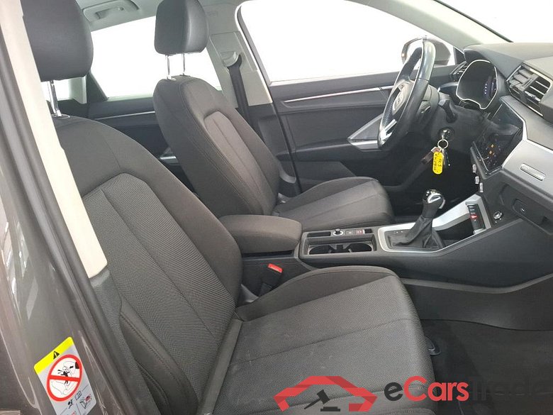 AUDI Q3 / 2018 / 5P / SUV 2.0 35 TDI 150 S TRONIC BUSINESS LINE #6
