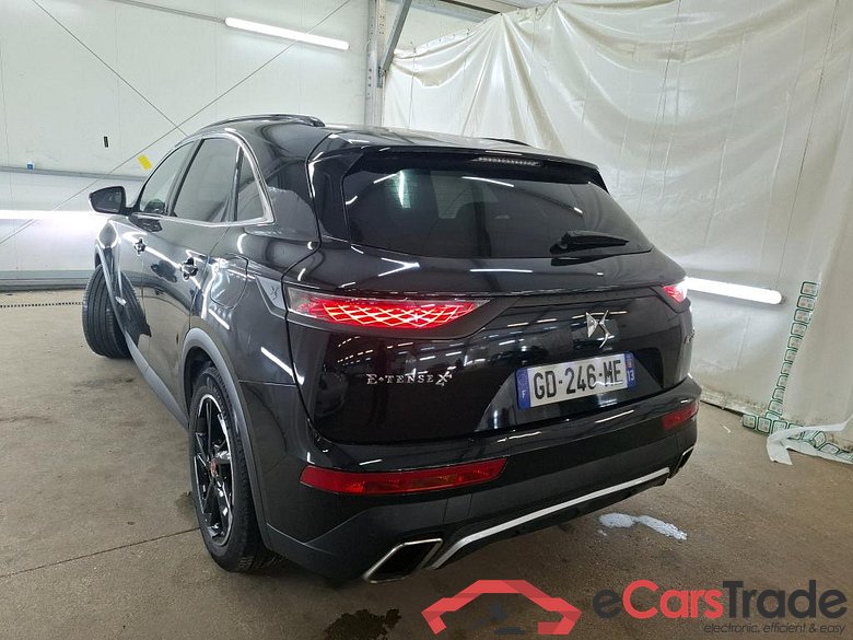 DS DS 7 Crossback / 2017 / 5P / SUV E-TENSE 4x4 300 PERFORMANCE Line #2