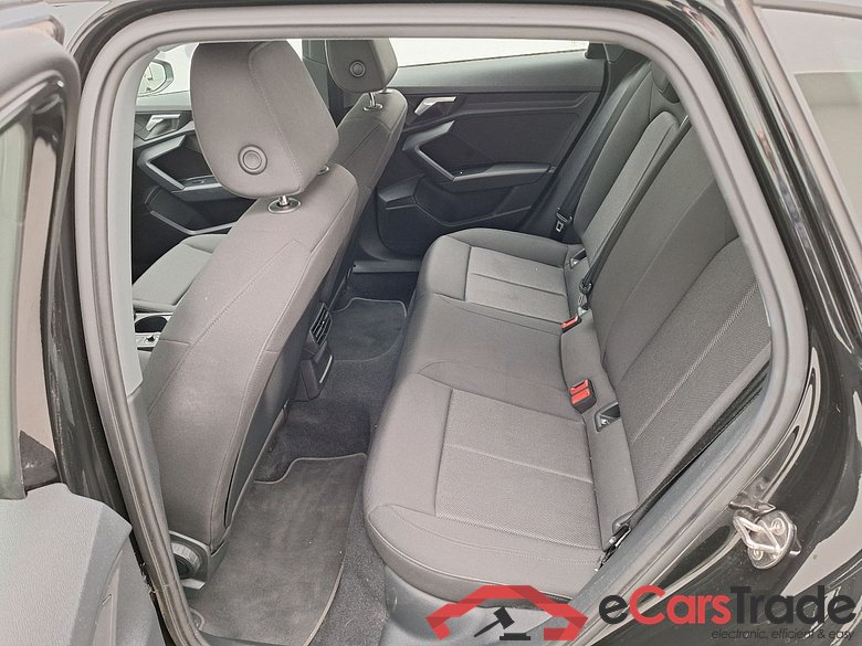 Audi, A3 SB '20, Audi A3 Sportback 2.0 30 TDi 85kW S line 5d #4