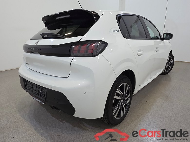 Peugeot 208 1.2 PureTech Style Aut. LED Navi Klima PDC ... #4
