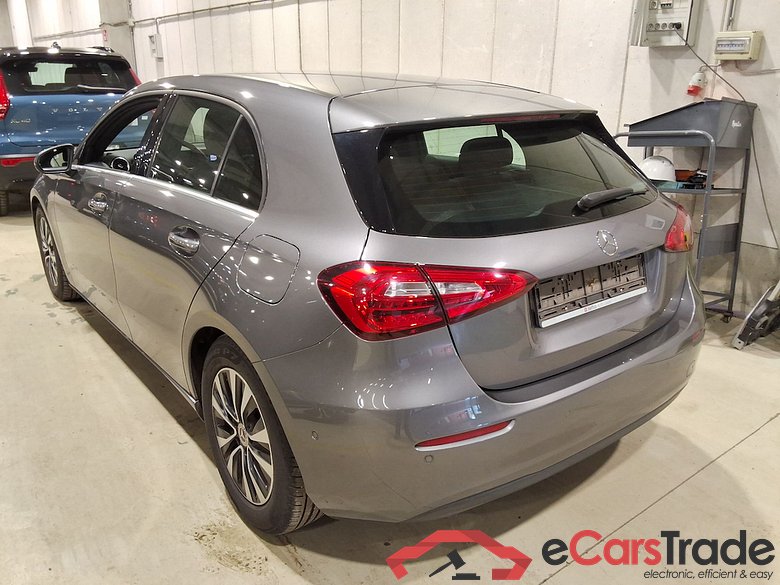 Mercedes A 180d Aut. Widescreen Navi KeylessGo Camera Klima PDC ... #4