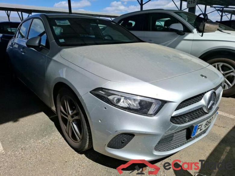 Mercedes A 180 Aut. LED-Xenon Widescreen Navi Sport-Leather KeylessGo Camera Klima PDC ... #2