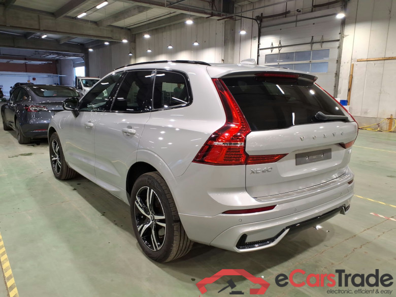 VOLVO XC60 2.0 T6 PHEV R-DESIGN AUTO 4WD #2