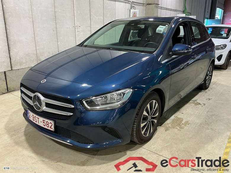MERCEDES-BENZ B-CLASS 1.3 B 180 BUSINESS SOLUTION ESSENTIAL #1