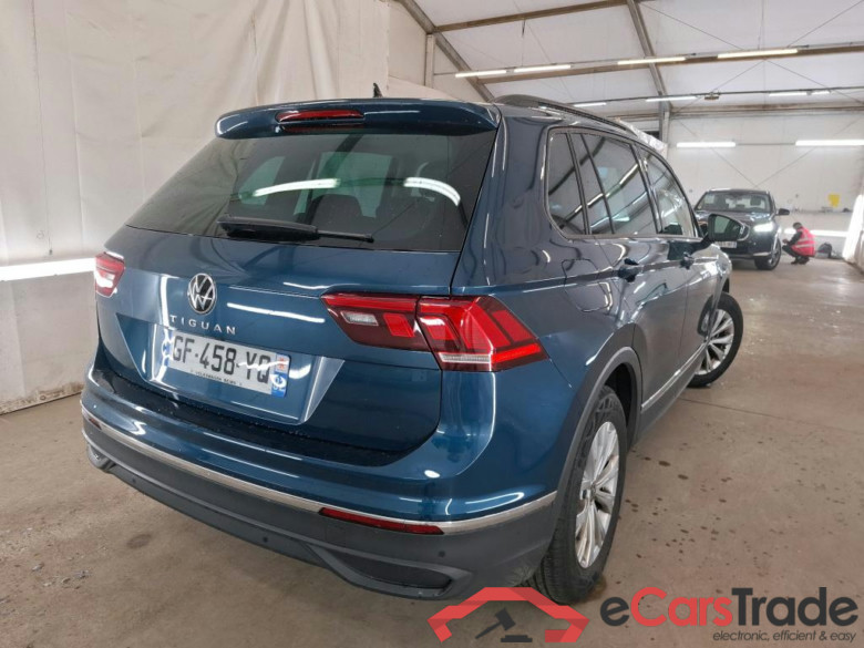 VOLKSWAGEN Tiguan / 2020 / 5P / SUV 1.5 TSI 150 DSG7 Life Busines #3