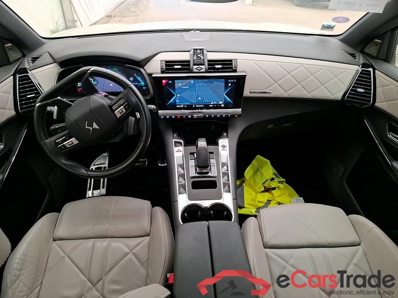 DS DS 7 Crossback / 2017 / 5P / SUV E-TENSE 225 Grand Chic #5