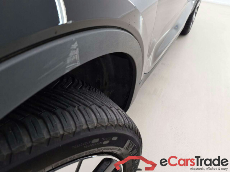 VOLVO XC40 RECHARGE CORE #6