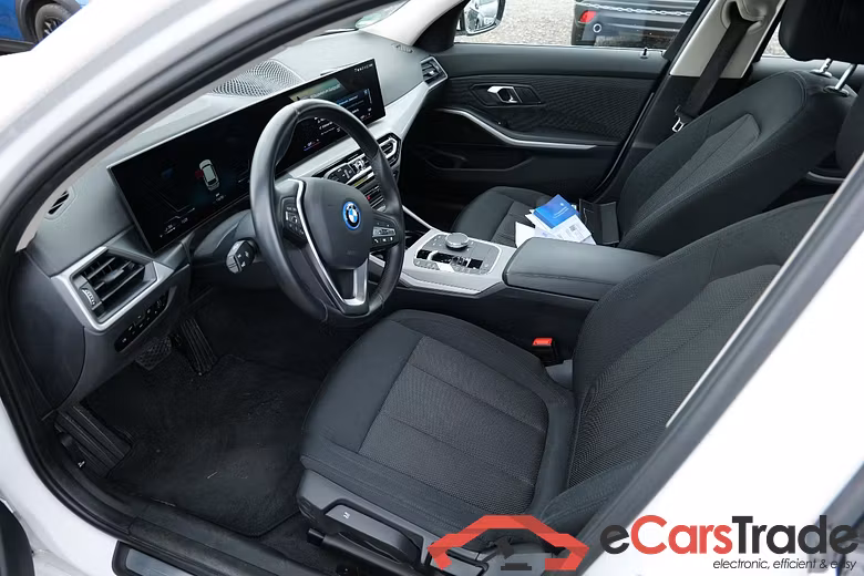 Baureihe 3 Touring 330 e 2.0 215KW AT8 E6d #4