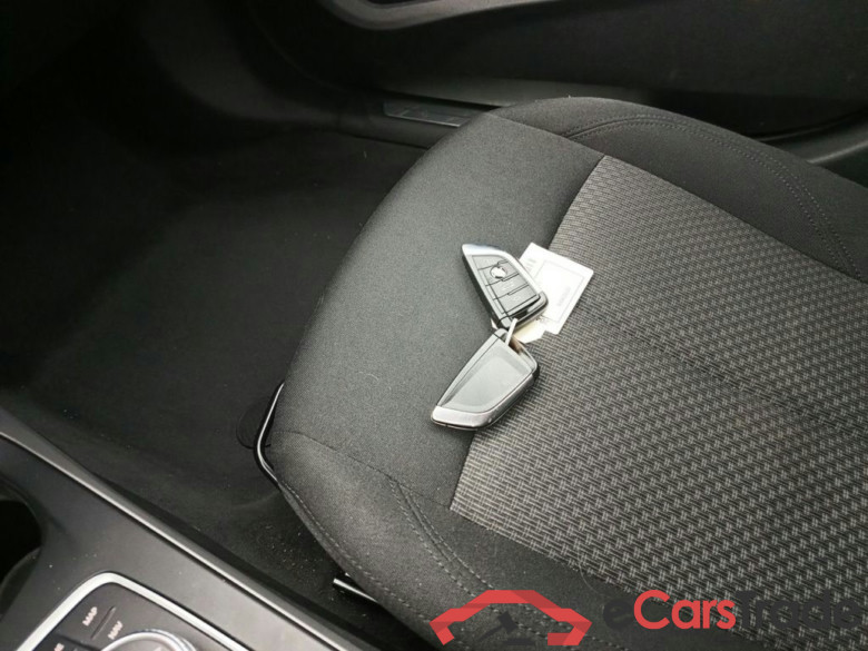 BMW 1 HATCH DIESEL - 2019 118 dA 150hp (EU6AP) 5d #4