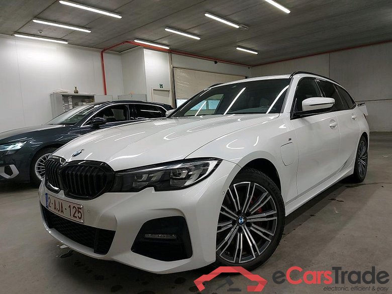 BMW - BMW 3 TOURING 330e 292PK M Sport Pack Business Plus With Heated Seats& Travel & Towing Hook * HYBRID * #1