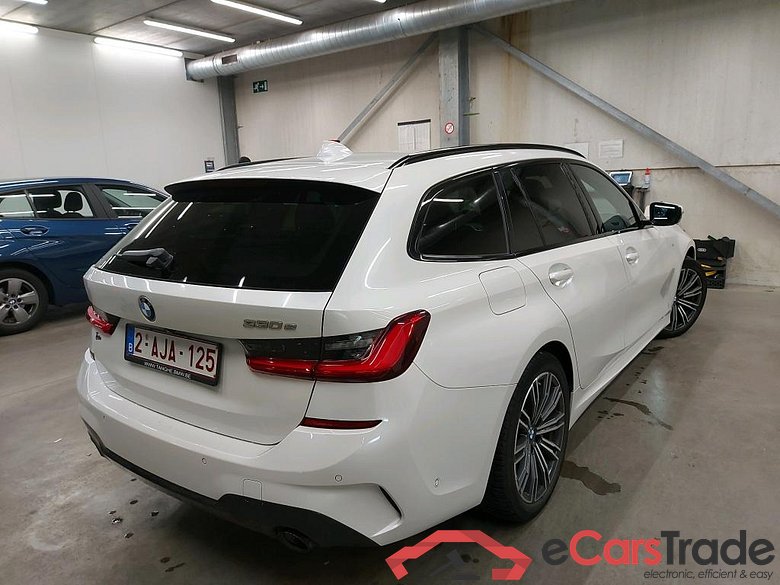 BMW - BMW 3 TOURING 330e 292PK M Sport Pack Business Plus With Heated Seats& Travel & Towing Hook * HYBRID * #2