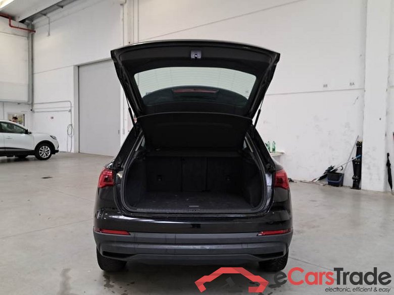 AUDI Q3 / 2018 / 5P / SUV 35 TDI S TRONIC BUSINESS #5