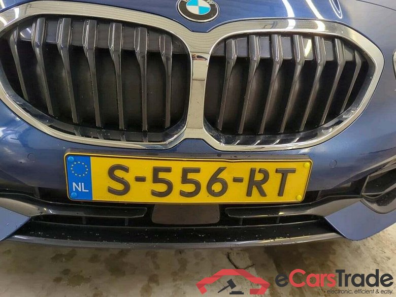 BMW 1-serie 118i Intro Ed. #4