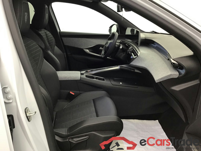 Peugeot 3008 GT 1.2 Gasoline 147hp #6