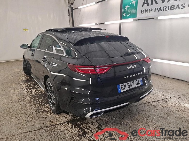 KIA ProCeed / 2021 / 5P / Break 1.5 T-GDI 160 ISG GT LINE PREMIUM DCT7 #2