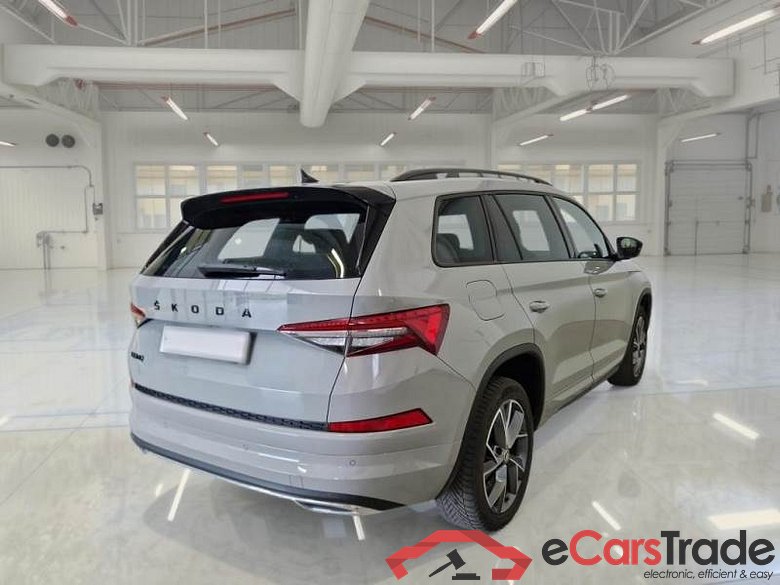SKODA KODIAQ / 2016 / 5P / SUV 2.0 TDI EVO SCR SPORTLINE DSG #2