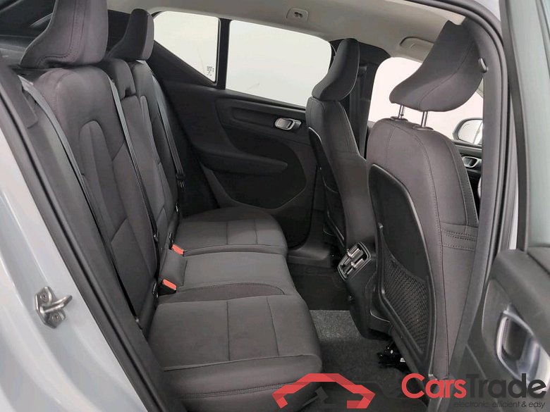 VOLVO XC40 1.5 T2 GEARTRONIC MOMENTUM PRO #6