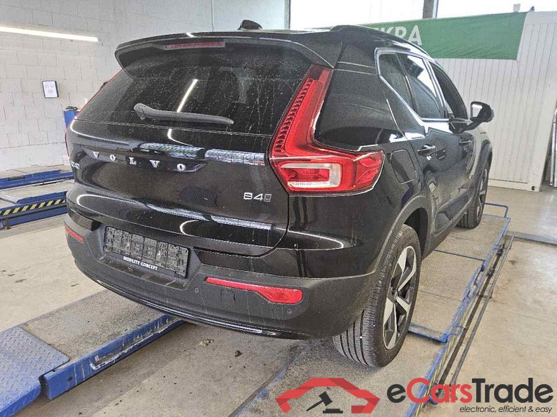 Volvo XC40 (2017->) DE - SUV5 B4 AWD EU6d, Ultimate Dark, (Facelift) 2022 - 2022 #3