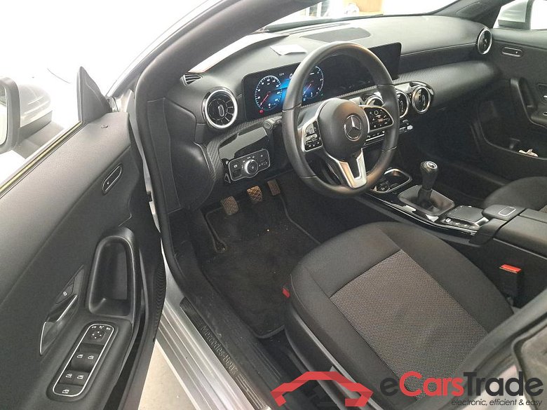 MERCEDES-BENZ CLA SHOOTING BRAKE 2.0 CLA 180 D ESSENTIAL LINE DCT SH BR #4