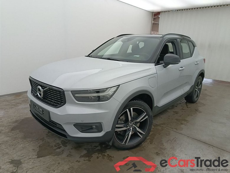 VOLVO XC40 1.5 T4 129 PHEV R-Design 5d