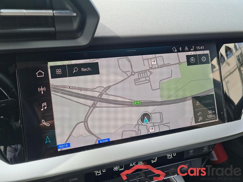 Audi A3 SB 2.0 30 TDi Aut. LED Virtual Navi KeylessGo Klima PDC ... #6