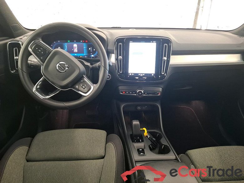 XC40 Momentum B3 Mild-Hybrid 163 BVA 2WD #5