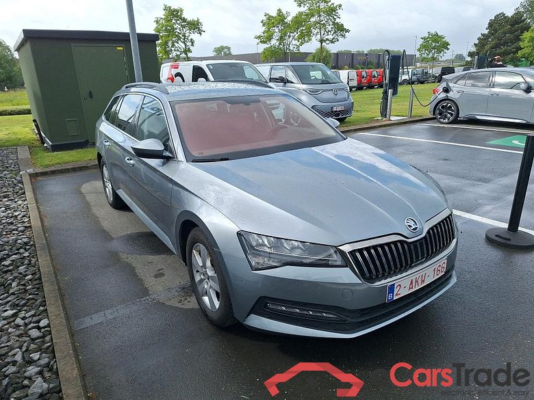 SKODA SUPERB COMBI 2.0 CRTDI 90KW DSG7 AMBITION #2