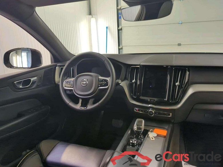 VOLVO XC60 2.0 T6 AWD U. Dark #3