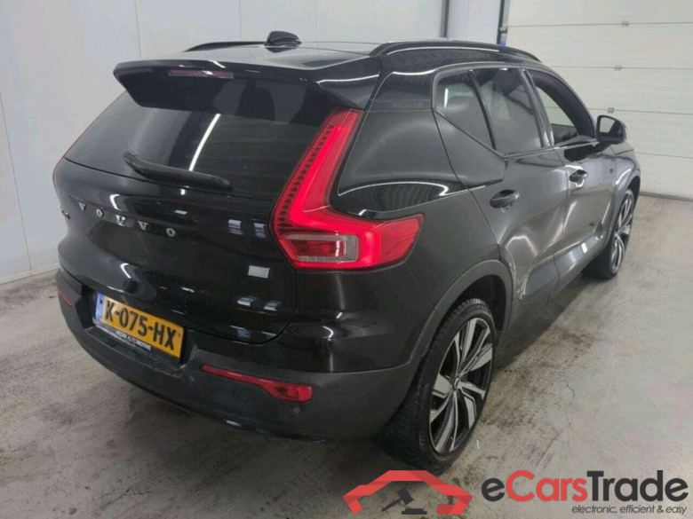 VOLVO XC40 Recharge P8 AWD RDes #2