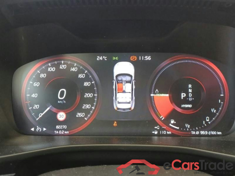 VOLVO XC40 / 2017 / 5P / FUORISTRADA T4 PLUG-IN HYBRID AUTO RECHARGE INSCR N1 #4